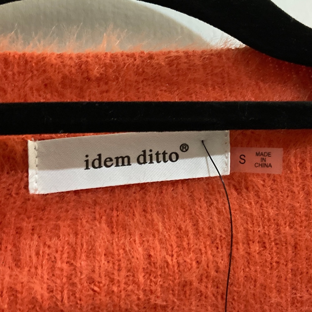 Cropped Fuzzy V-Neck Cardigan Sweater - Orange - Picture 2 of 11
